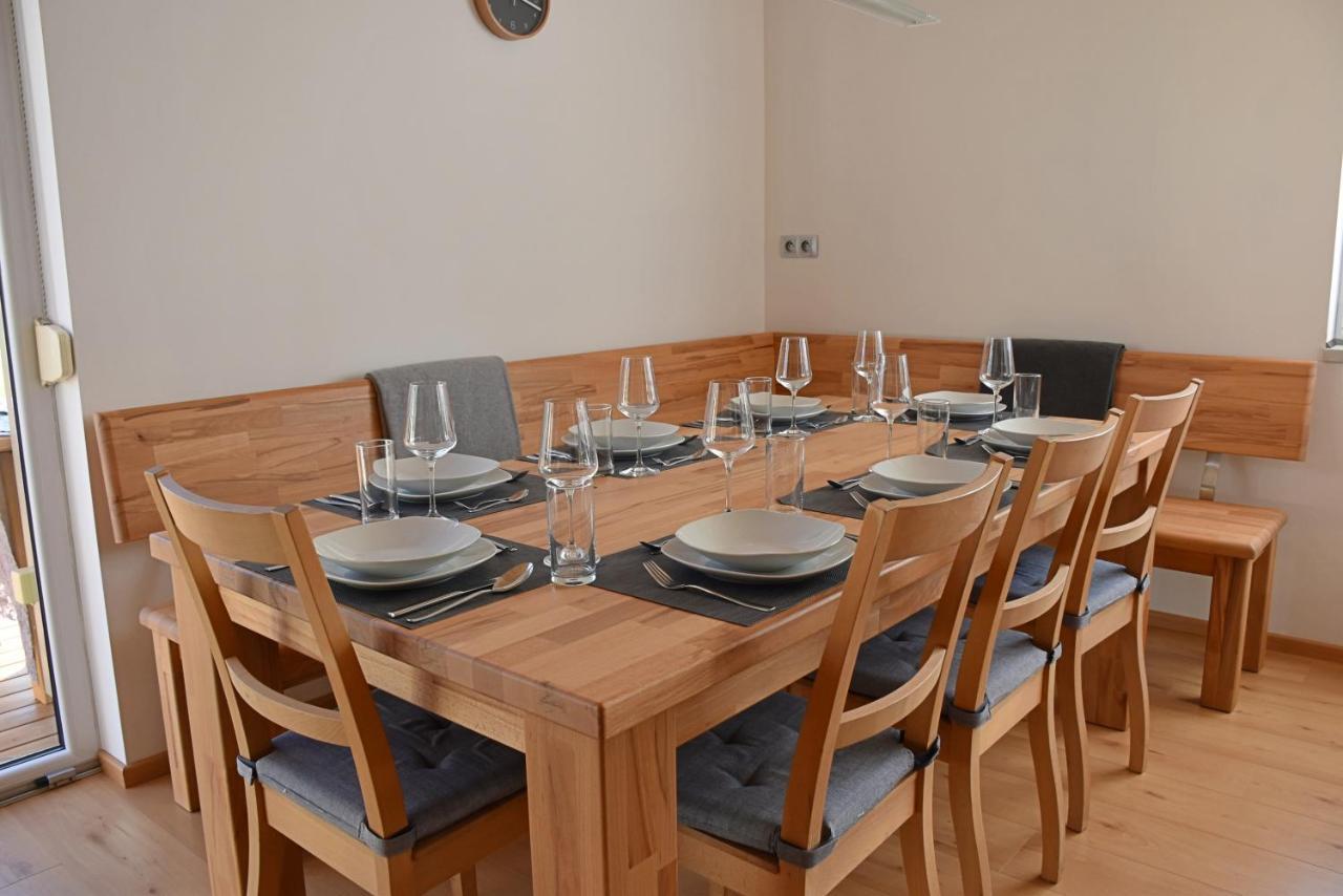 Holiday Home Znojmo W/ Wellness & Wine Exterior photo