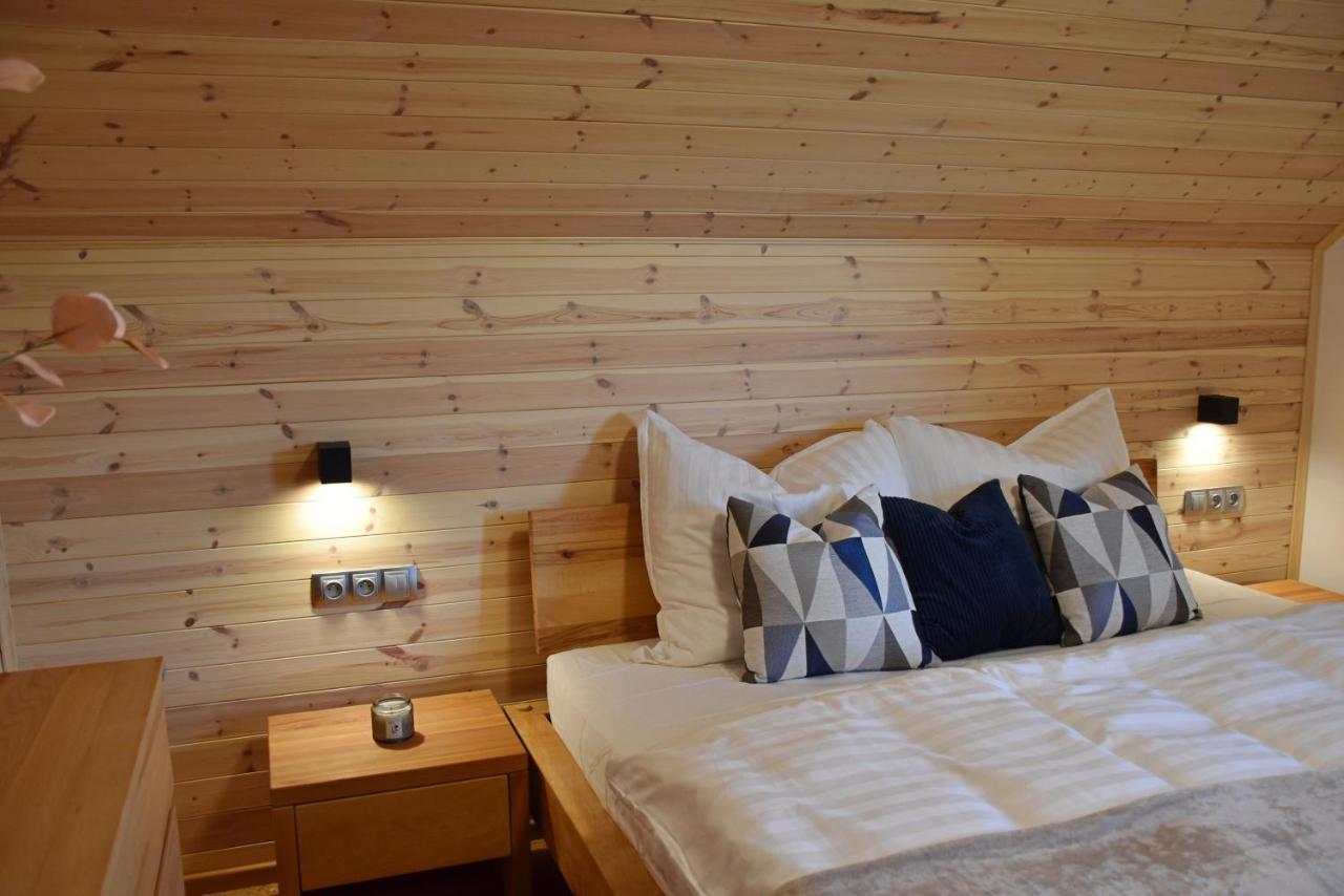 Holiday Home Znojmo W/ Wellness & Wine Exterior photo